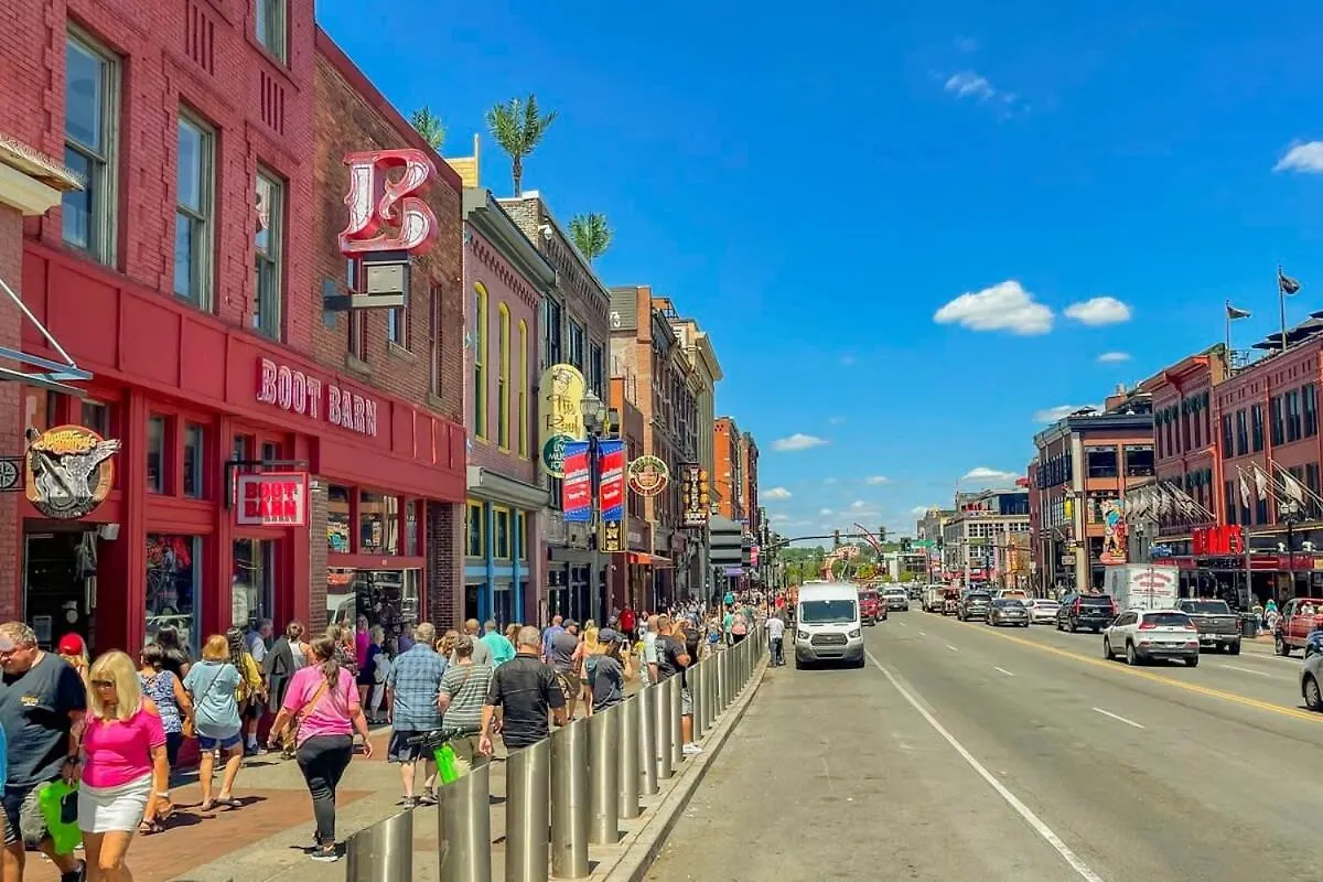 Grand Loft On Thee Broadway Strip Apartment Nashville United States
