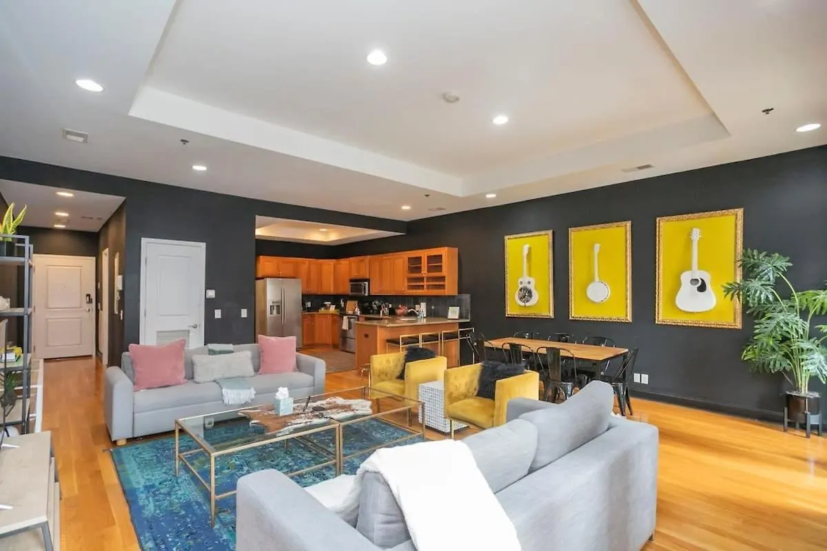 Grand Loft On Thee Broadway Strip Apartment Nashville United States